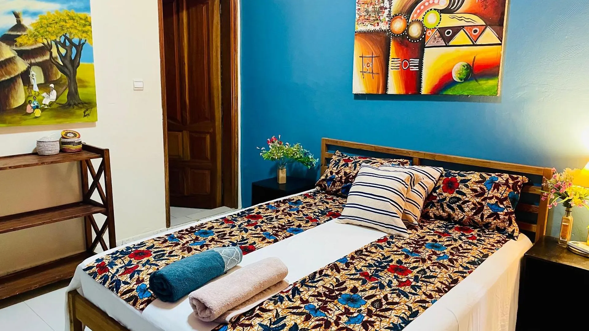 Fadidi House Bed & Breakfast Dakar Senegal